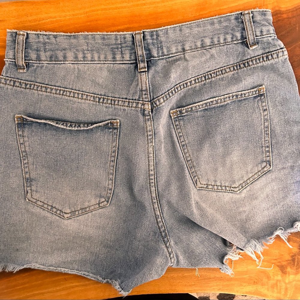 COTTON ON High Rise Harley Jean Shorts US 6 - Picture 8 of 9